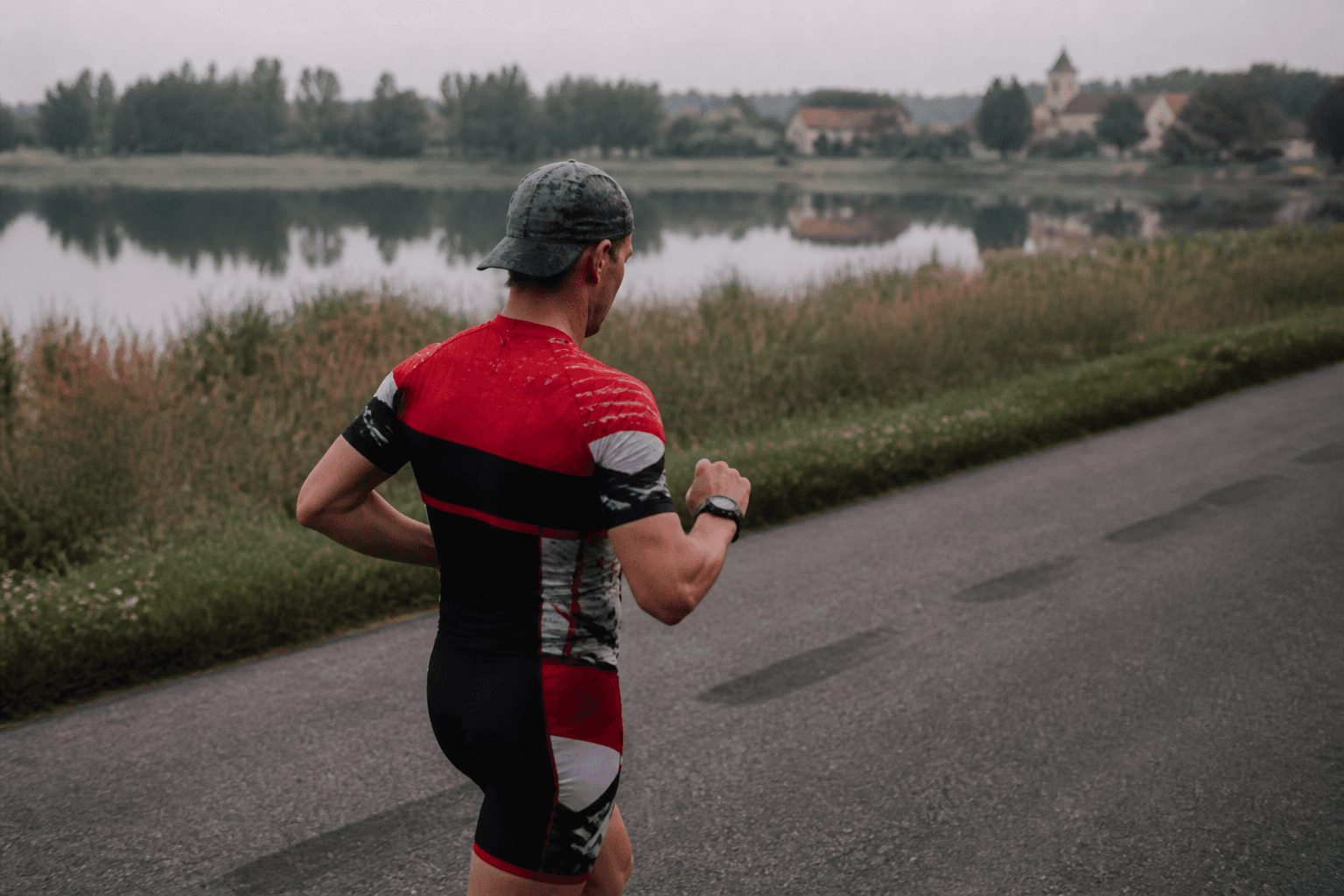 Apple watchOS 27: co WWDC 2026 daje triathloniście (i czego nie daje)