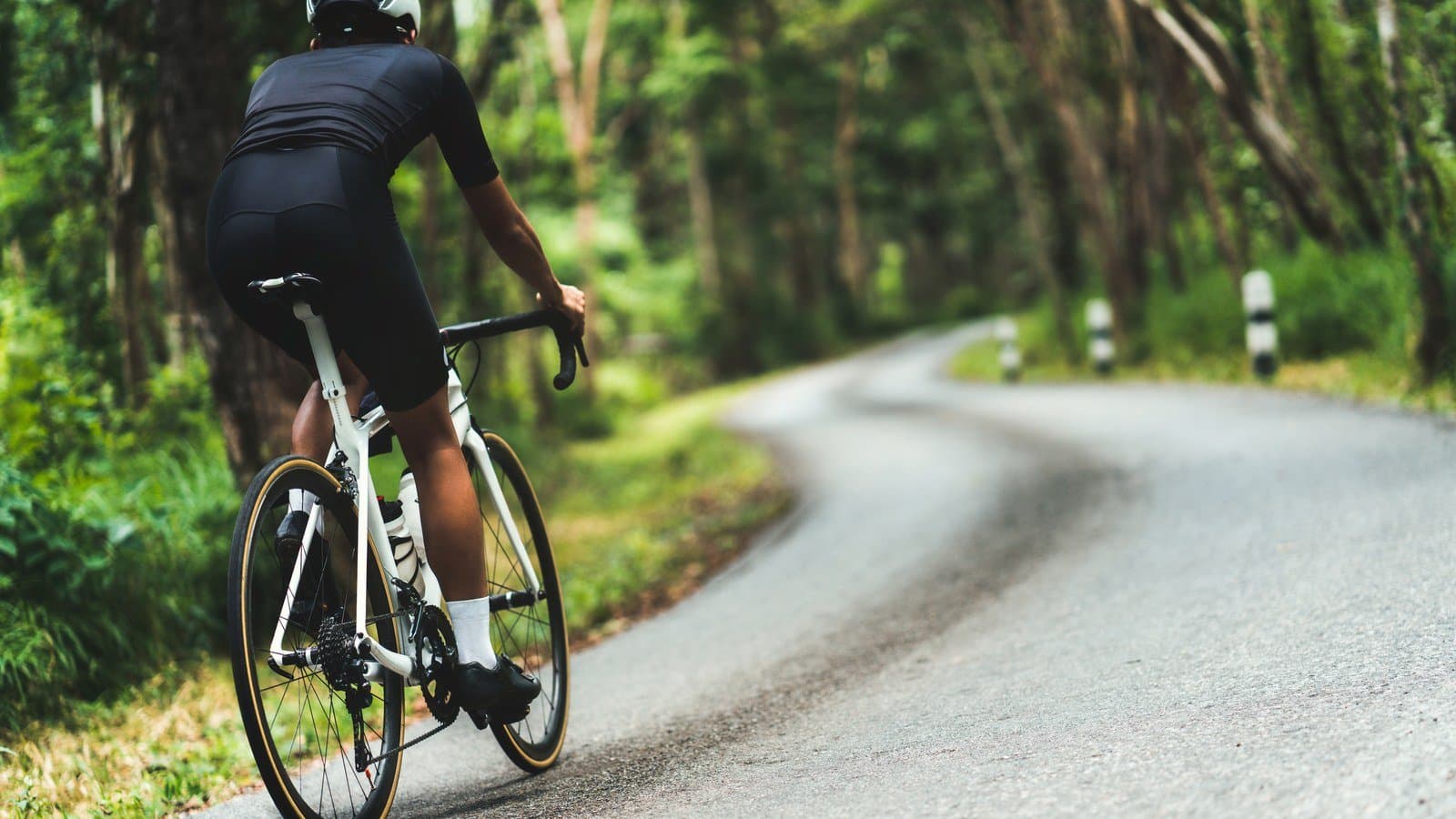 Rozkład sił na rowerze w IRONMAN 70.3: konkretne liczby