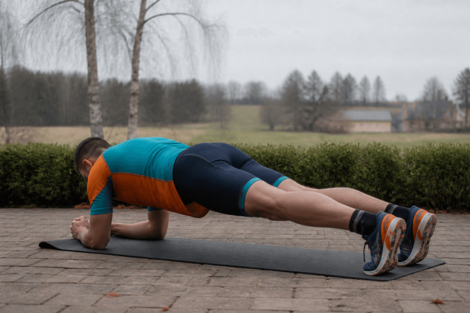 Trening core: mocny środek to szybszy bieg