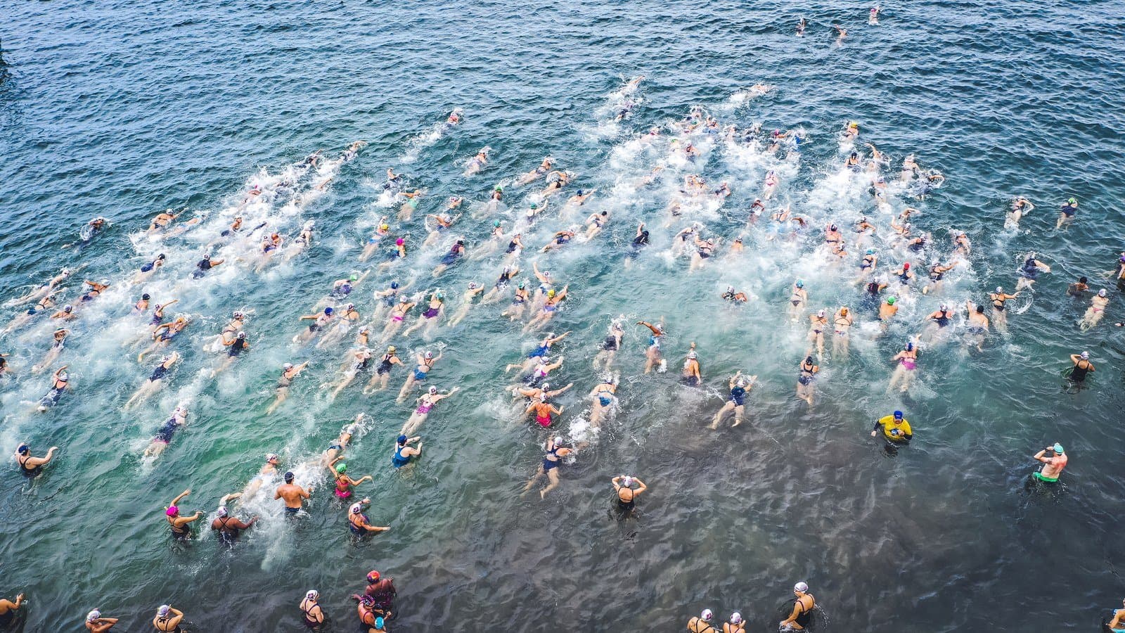 Kobiety i mężczyźni w triathlonie: przegląd 147 badań